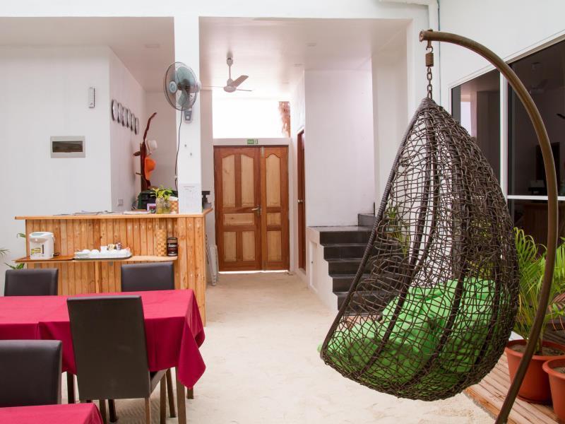 Royal Pearl Inn Maafushi Esterno foto