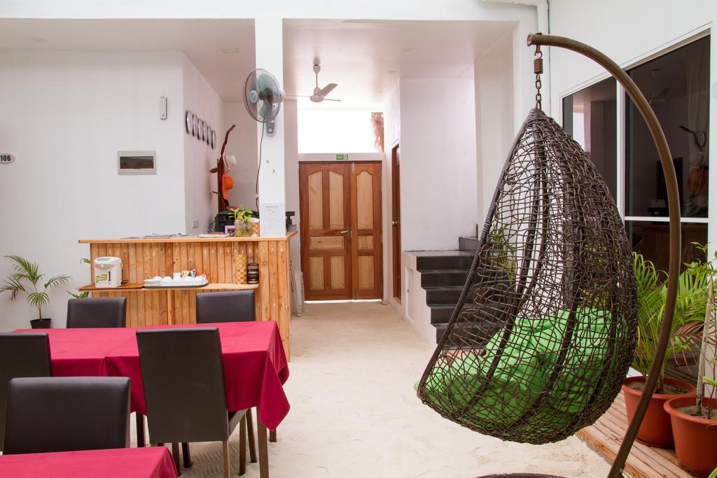 Royal Pearl Inn Maafushi Esterno foto